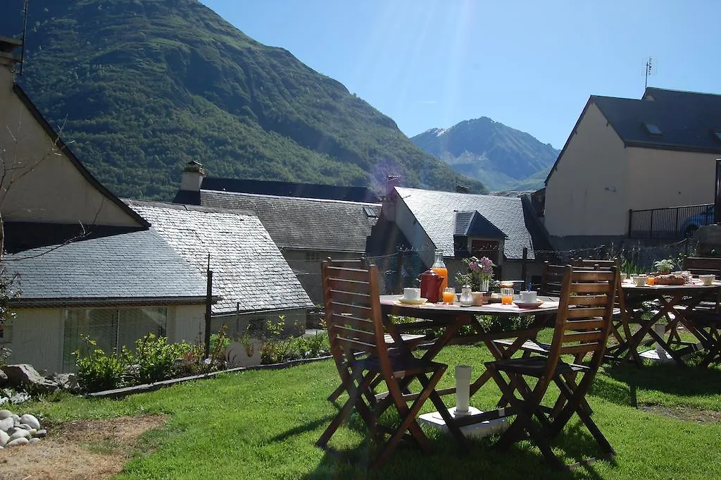 Gîte La Maisonnée Sazos 0*,